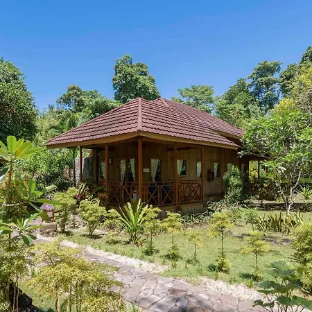Siladen Resort & Spa Bunaken Exterior photo